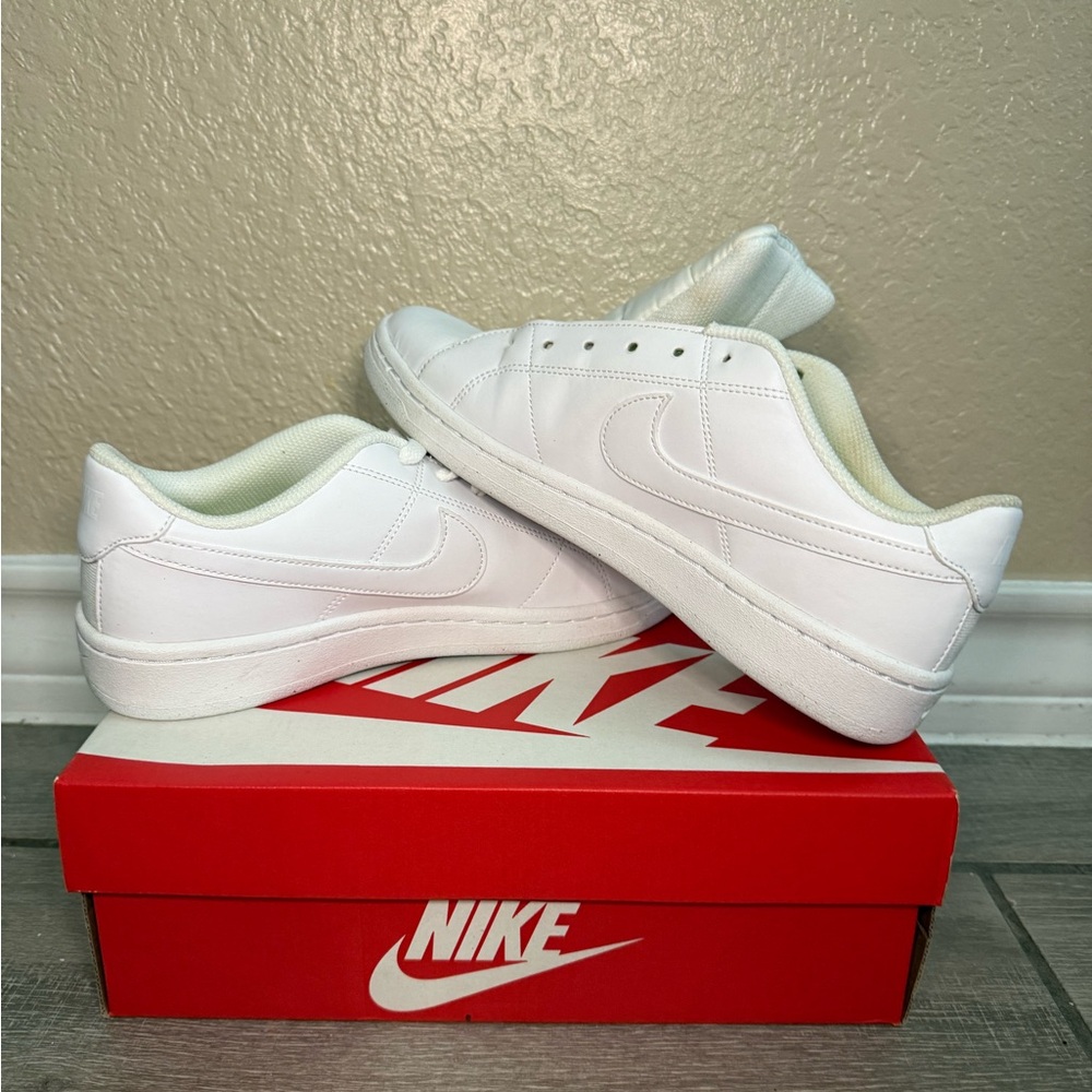 NWOT Nike Court Royale 2 - Picture 4 of 4